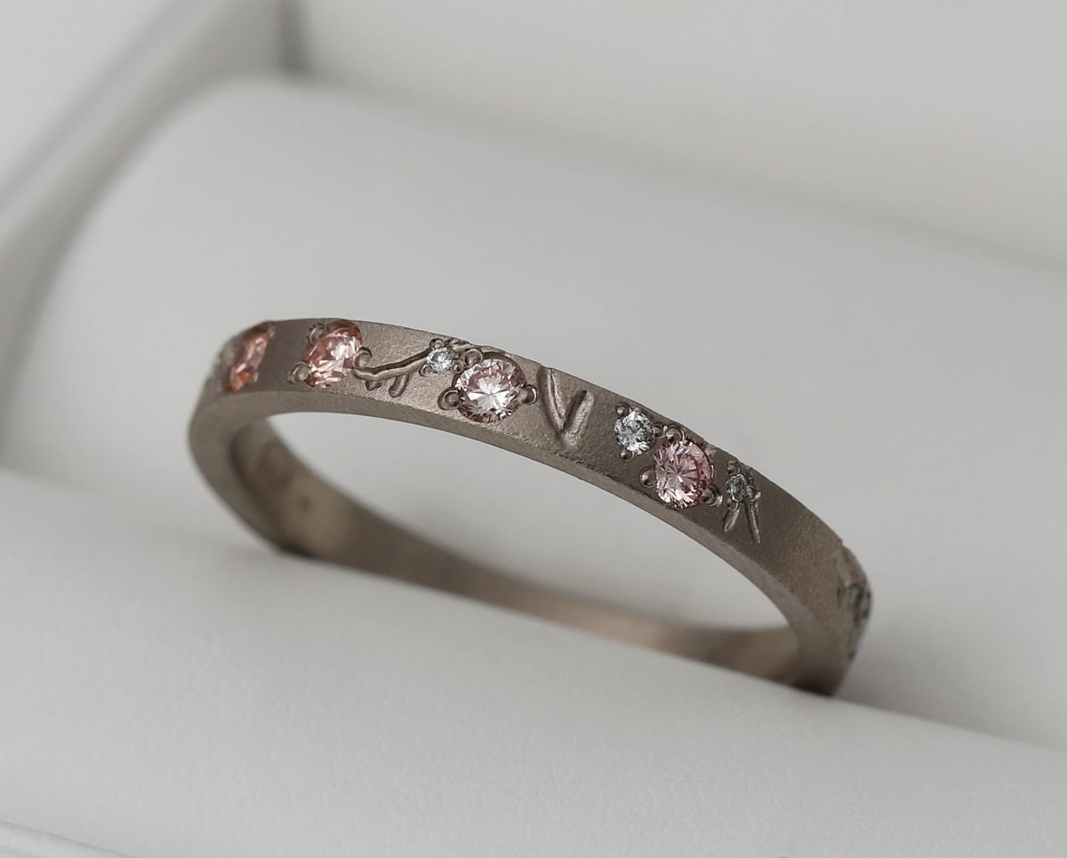 Innenring aus 18K Graugold (Medium Addon) Hanami 03 mit Diamanten und "Pur" rosa Diamanten für mood Luxus-Ring