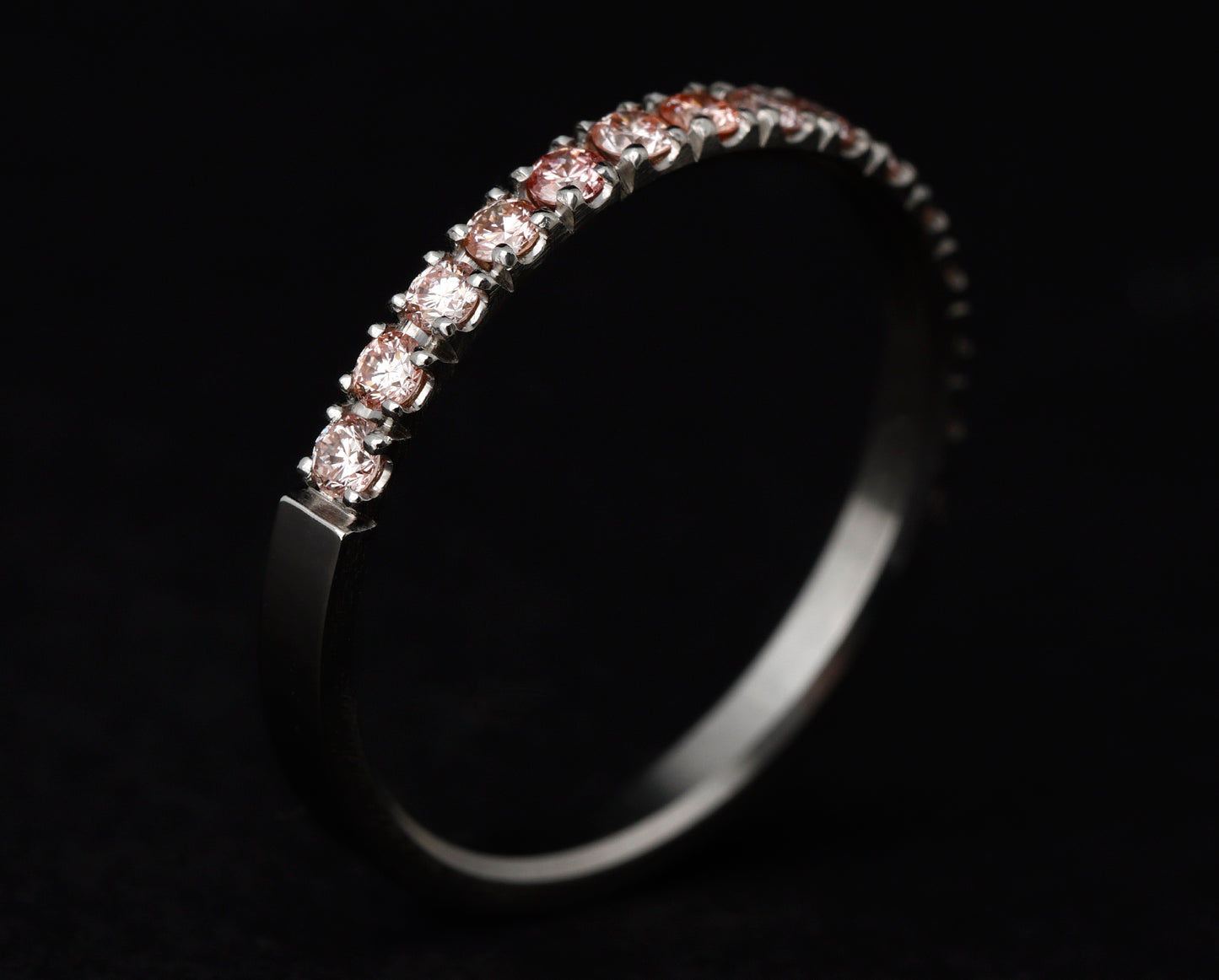 Medium Addon aus Edelstahl mit Zermatter rosa „Pur“ Diamanten zur Hälfte besetzt