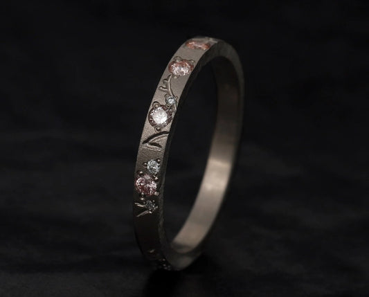 Innenring aus 18K Graugold (Medium Addon) Hanami 03 mit Diamanten und "Pur" rosa Diamanten für mood Luxus-Ring