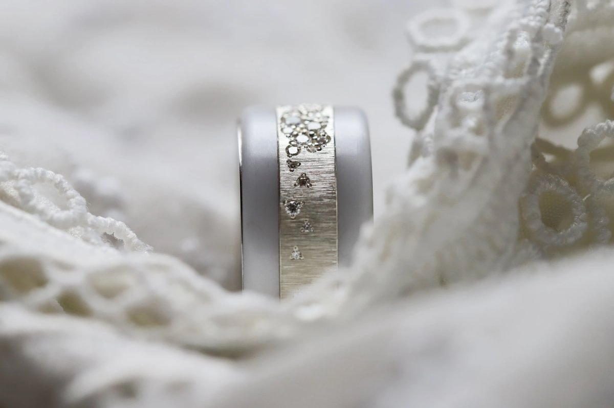 Luxus Damenring - Innenring aus Silber (2/3 Addon) Harrow "White" mit Diamanten