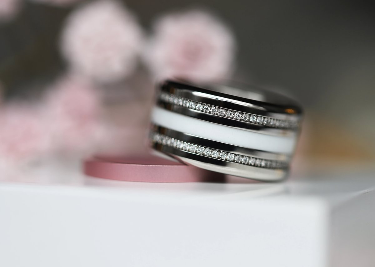 Rokoko Ring-Set - Blütenblätter aus Diamanten