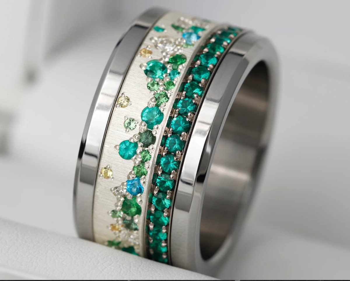 bague luxe mood joaillerie avec pierres précieuses et diamants 