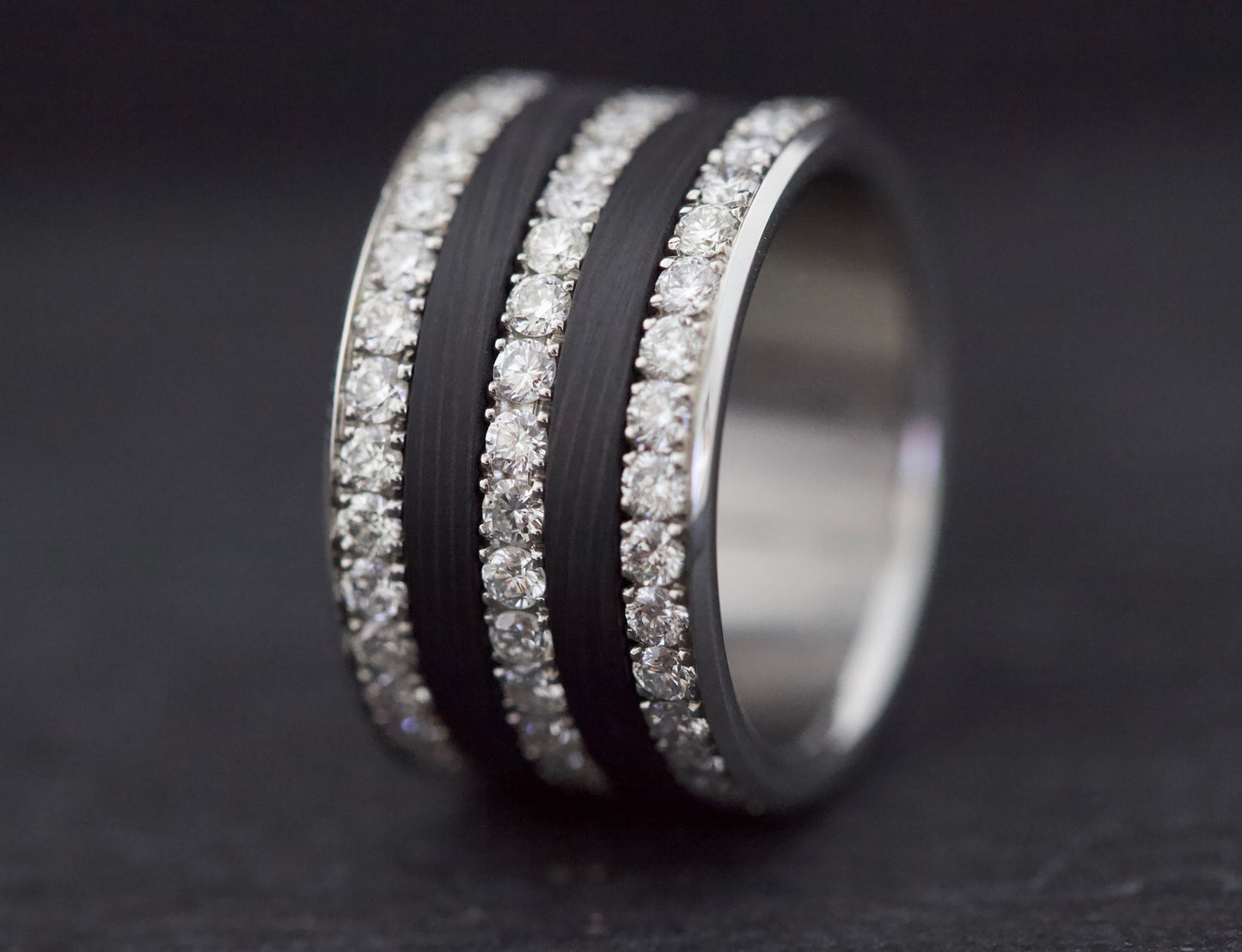 Large Fassung mit Diamanten vollständig besetzt (2,1 Diamanten)