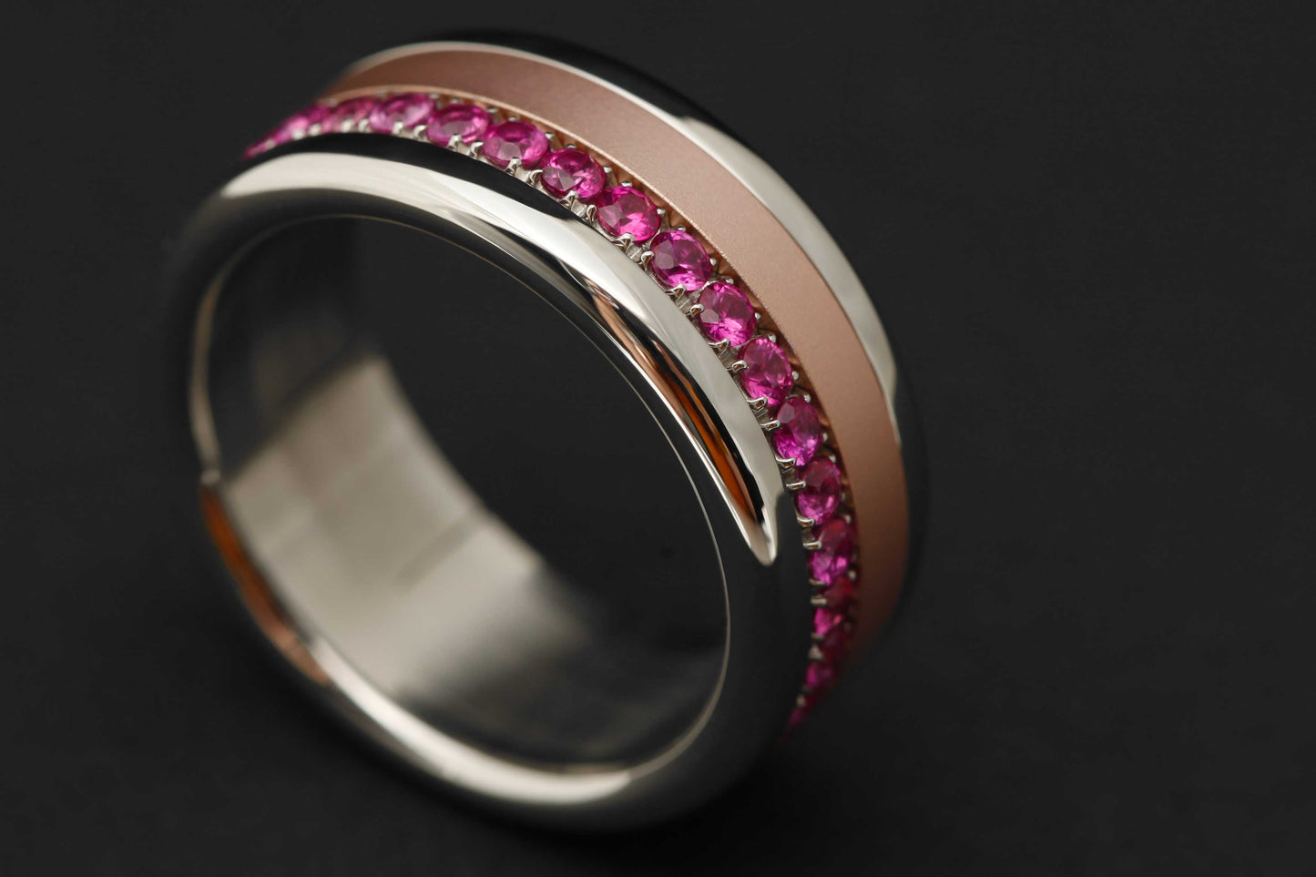 Medium Addon aus Edelstahl mit 1.9 mm rosa Saphiren vollständig besetzt